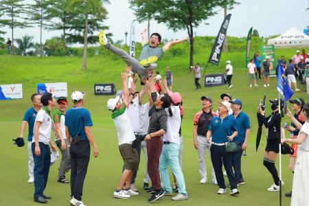 Giải golf 12 con Giáp 2024: Khỉ Vàng, Trâu Vàng, G81 xuất sắc nhất vòng bảng, G86 thắng playoff vào Bán kết