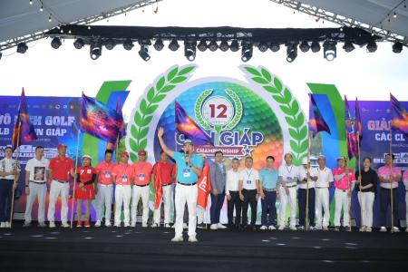Tuyển Trâu Vàng dẫn đầu ở ngày mở màn Giải VĐ các CLB Golf 12 Con Giáp 2025