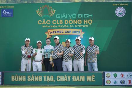 Lần đầu tham dự Giải Vô địch Golf các CLB Dòng họ, CLB họ Hoàng Huỳnh miền Bắc xuất sắc vào top 10