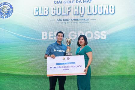 Golfer Lương Minh Thắng vô địch giải đấu Ra mắt CLB Golf họ Lương