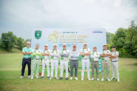 Lần đầu tham dự giải vô địch golf các CLB dòng hộ, CLB họ Hoàng Huỳnh miền Bắc xuất sắc vào Top 10